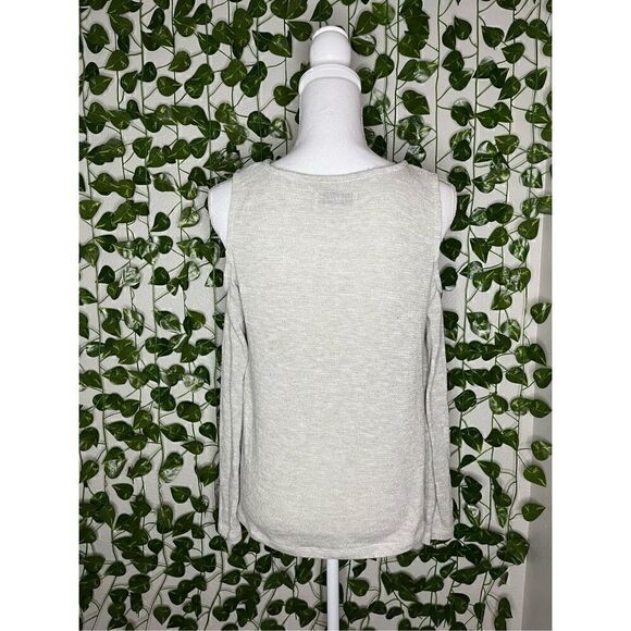 Abercrombie and Fitch Long Sleeve Crew Neck Sweater - Picture 2 of 7